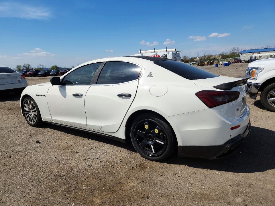 Photo 2 from auction – 2015 MASERATI GHIBLI with VIN ZAM57XSA8F1139355