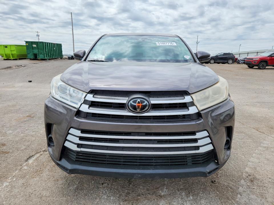 Photo 5 from auction – 2018 TOYOTA HIGHLANDER with VIN 5TDZARFH3JS034471