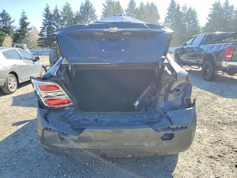 Photo 6 from auction – 2018 CHEVROLET SONIC with VIN 1G1JD5SB1J4140775