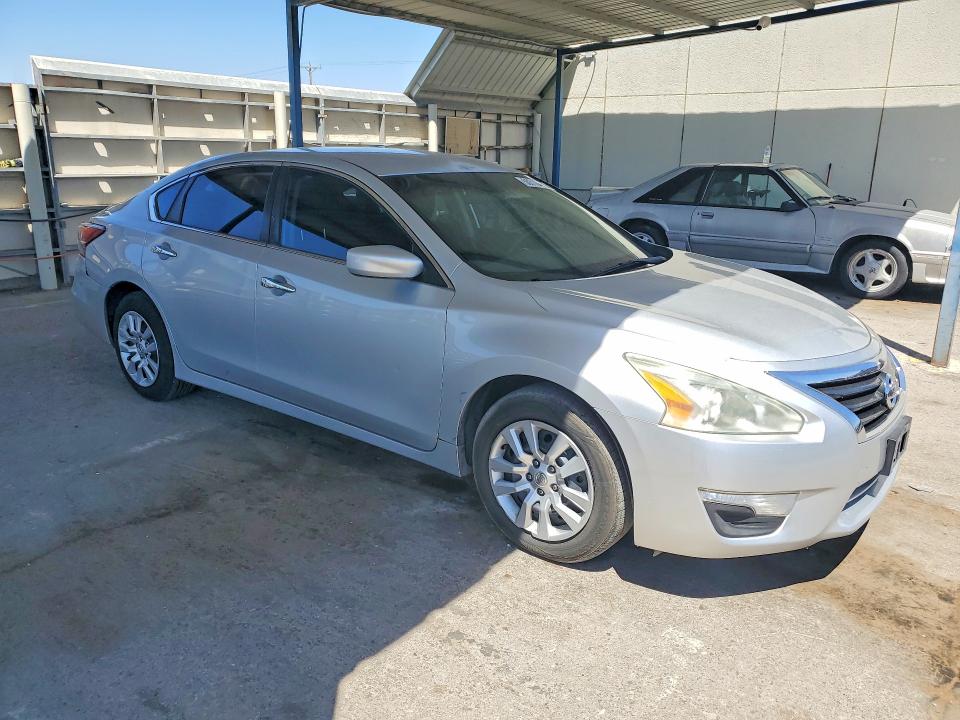 Photo 4 from auction – 2015 NISSAN ALTIMA with VIN 1N4AL3AP0FC263109