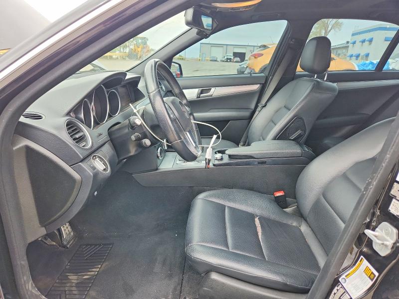Photo 7 from auction – 2014 MERCEDES-BENZ C with VIN WDDGF4HBXEA965191