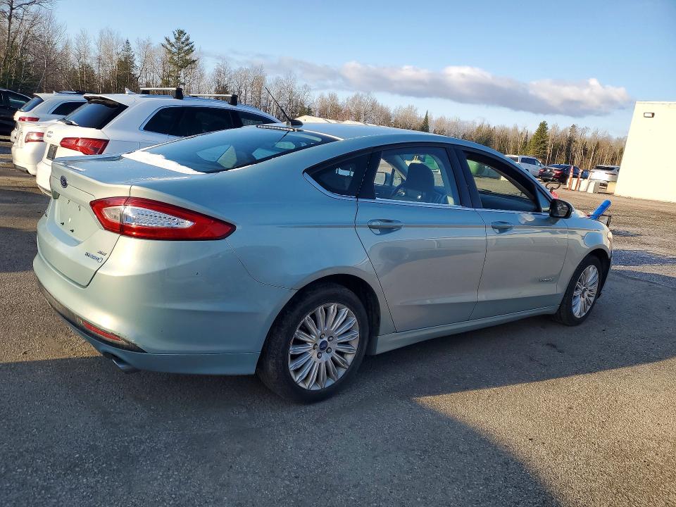 Photo 3 from auction – 2013 FORD FUSION with VIN 3FA6P0LU4DR374059