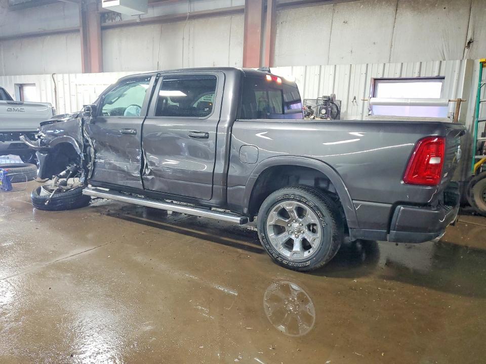 Снимка 2 от търг – 2025 RAM 1500 с VIN 1C6SRFFP0SN766426