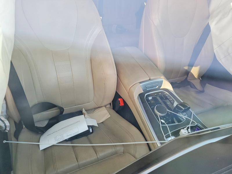 Photo 13 from auction – 2022 BMW X7 with VIN 5UXCW2C06N9K46801