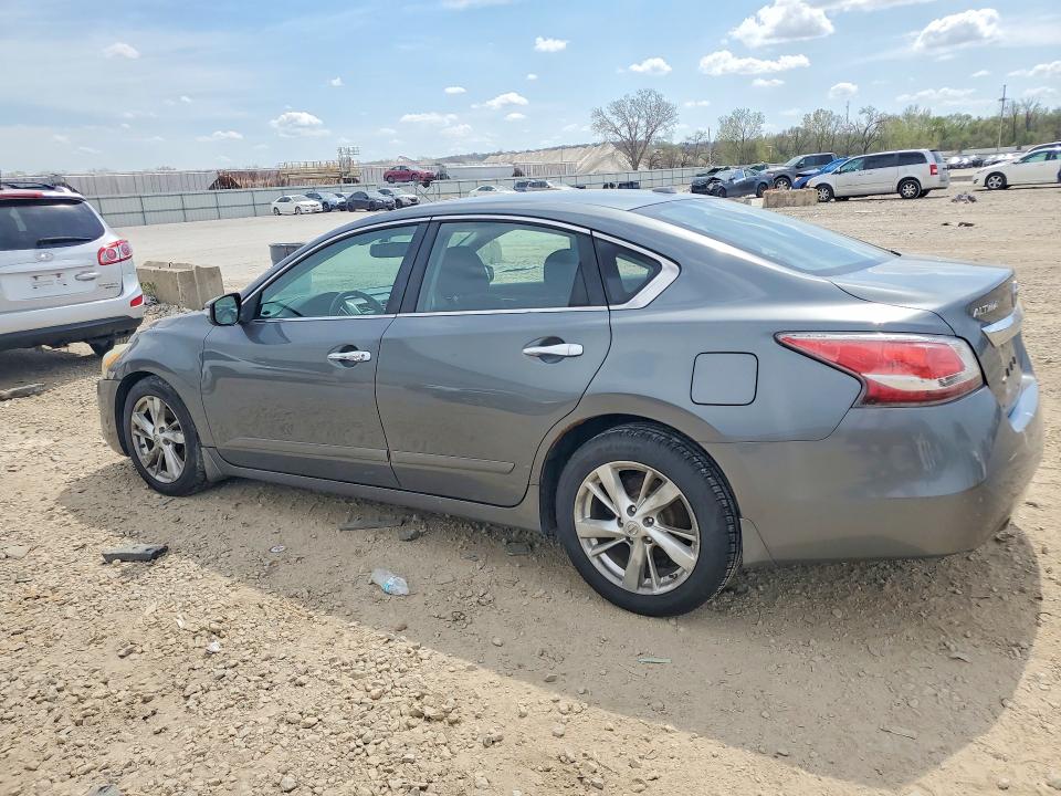Photo 2 from auction – 2015 NISSAN ALTIMA with VIN 1N4AL3APXFN869330