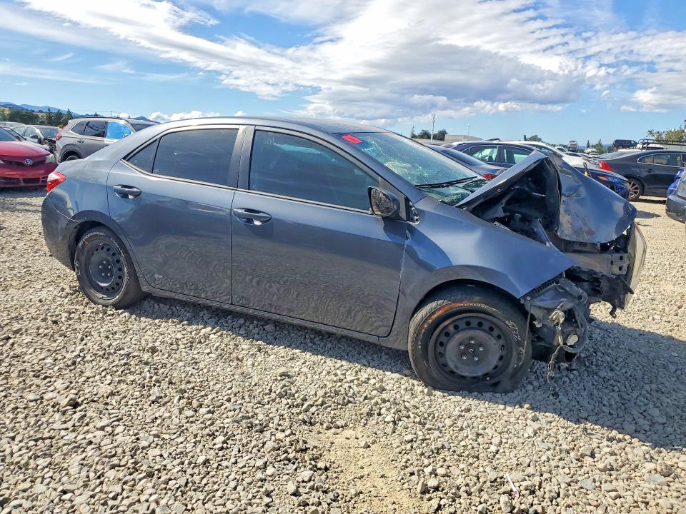 Photo 4 from auction – 2015 TOYOTA COROLLA with VIN 5YFBURHE4FP301600