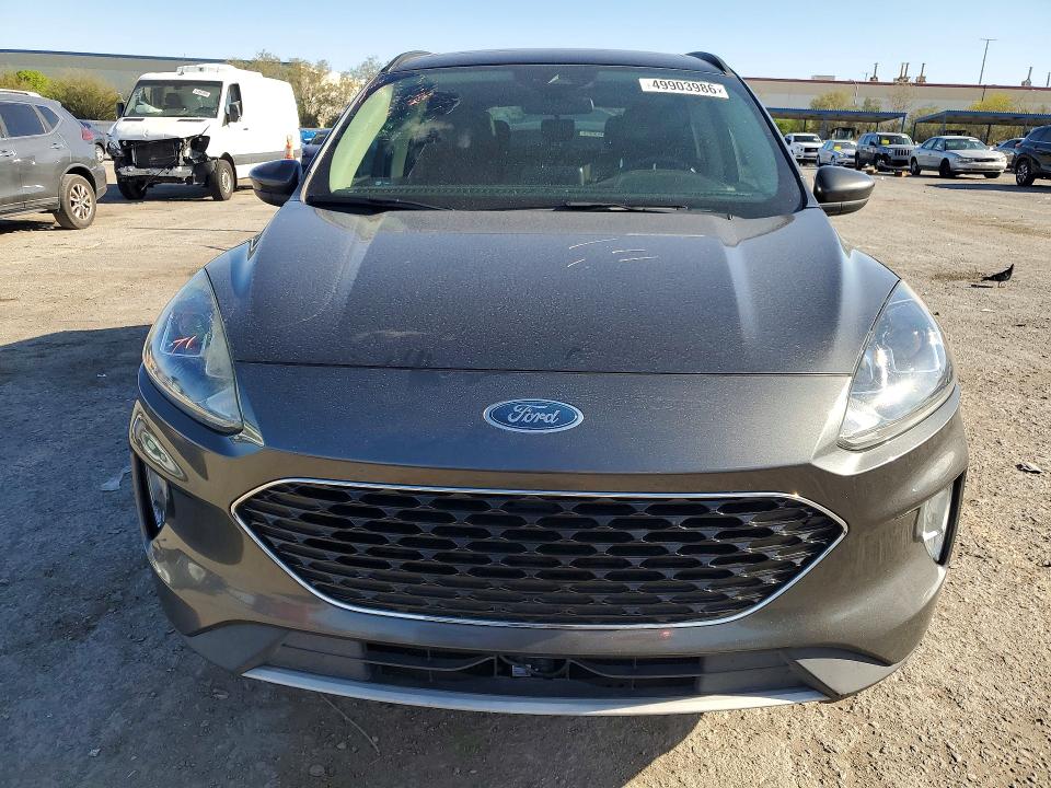 Photo 5 from auction – 2020 FORD ESCAPE with VIN 1FMCU9H93LUA11477