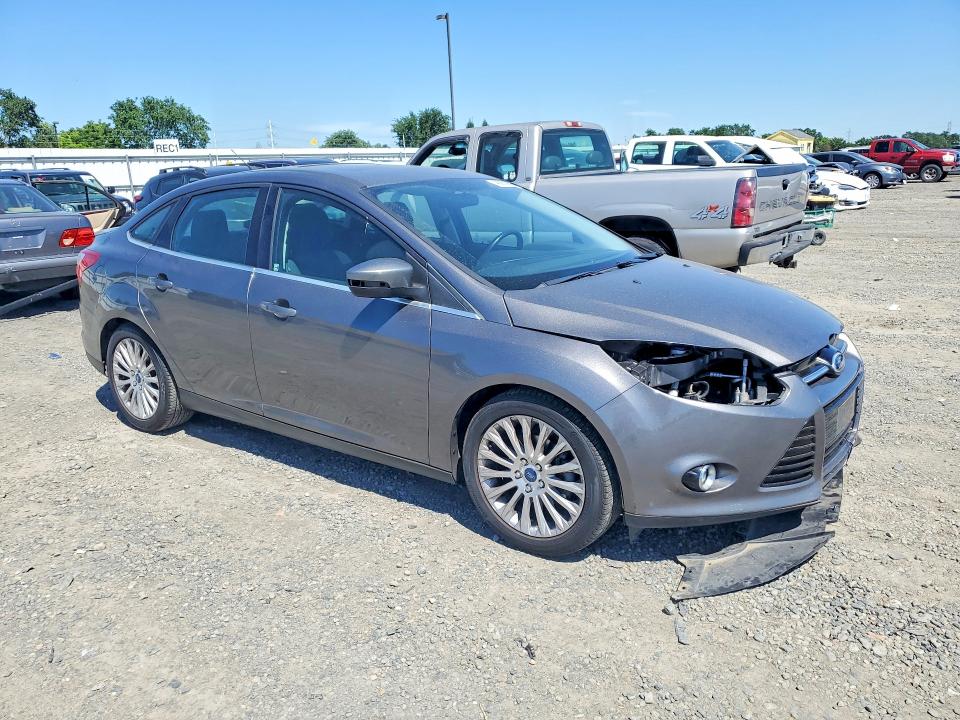 Photo 4 from auction – 2012 FORD FOCUS with VIN 1FAHP3J21CL422870