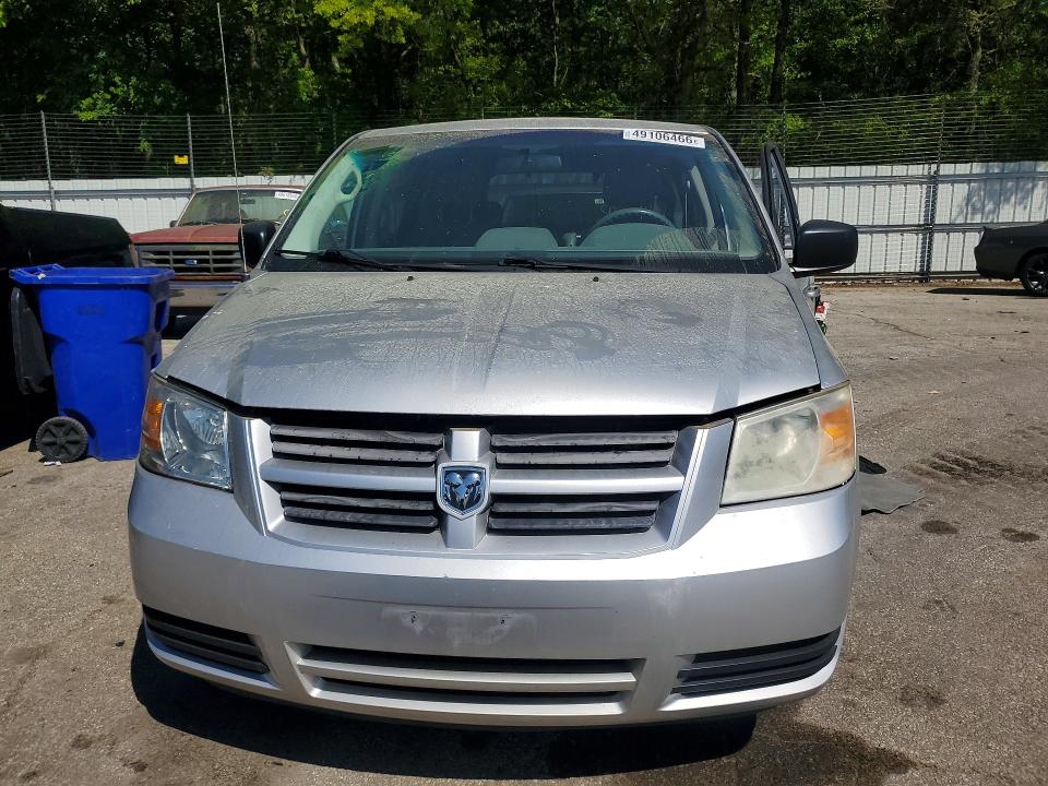 Photo 5 from auction – 2010 DODGE GRAND CARAVAN with VIN 2D4RN4DE2AR111374