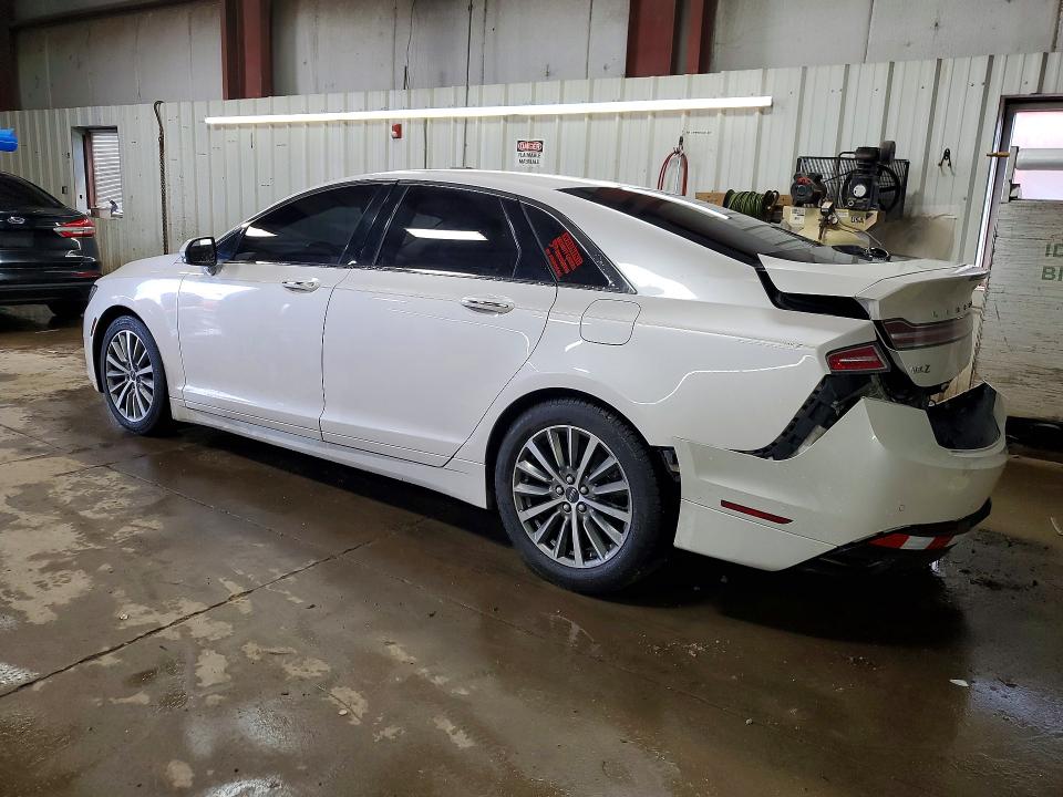 Zdjęcie 2 z aukcji – 2017 LINCOLN MKZ z VIN 3LN6L5C94HR604974