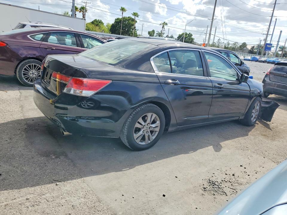 Photo 3 from auction – 2012 HONDA ACCORD with VIN 1HGCP2F60CA021088
