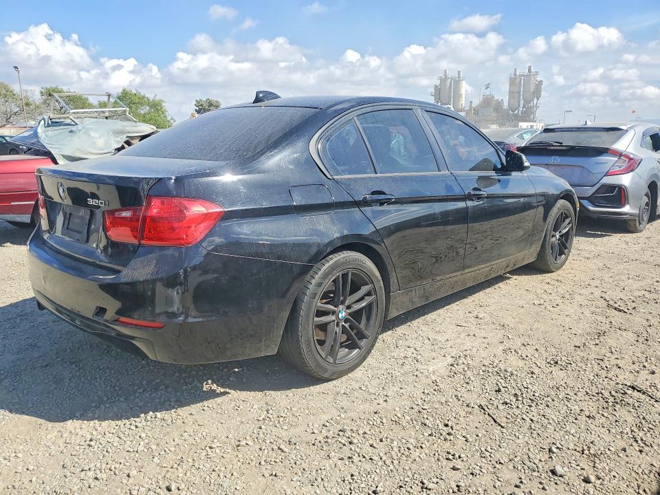 Photo 3 from auction – 2015 BMW 320I with VIN WBA3B1C52FK135821