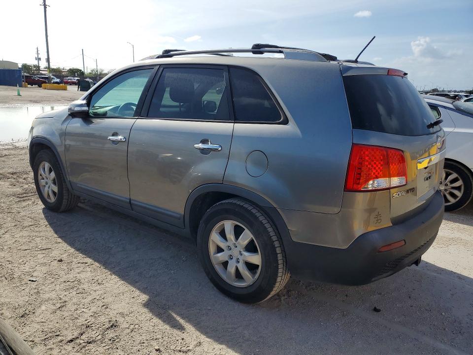 Photo 2 from auction – 2012 KIA SORENTO with VIN 5XYKT3A63CG206447