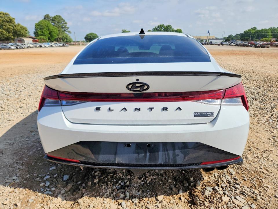 Снимка 6 от търг – 2023 HYUNDAI ELANTRA с VIN KMHLR4AF2PU430477