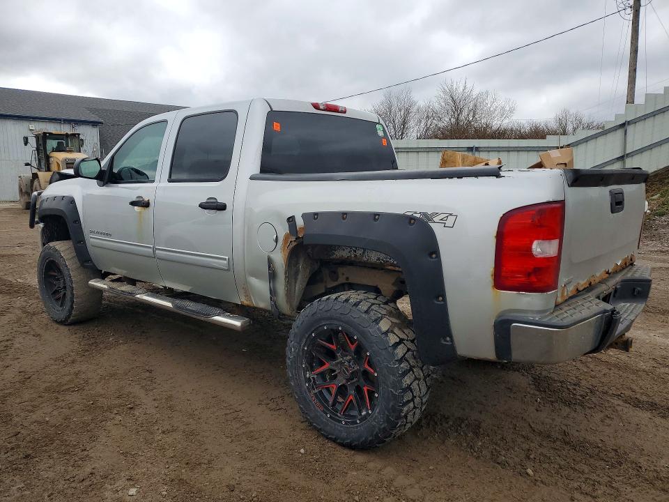 Photo 2 from auction – 2011 CHEVROLET SILVERADO with VIN 3GCPKSE39BG232196