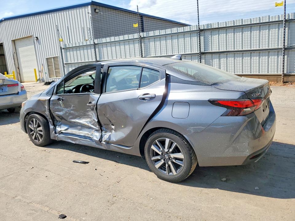 Photo 2 from auction – 2021 NISSAN VERSA with VIN 3N1CN8EV6ML874317