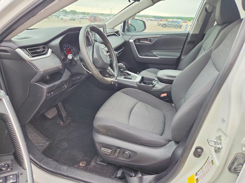Photo 7 from auction – 2021 TOYOTA RAV4 with VIN 2T3W1RFVXMC149422