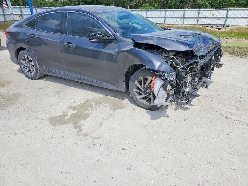 Photo 4 from auction – 2016 HONDA CIVIC with VIN 19XFC2F75GE076770