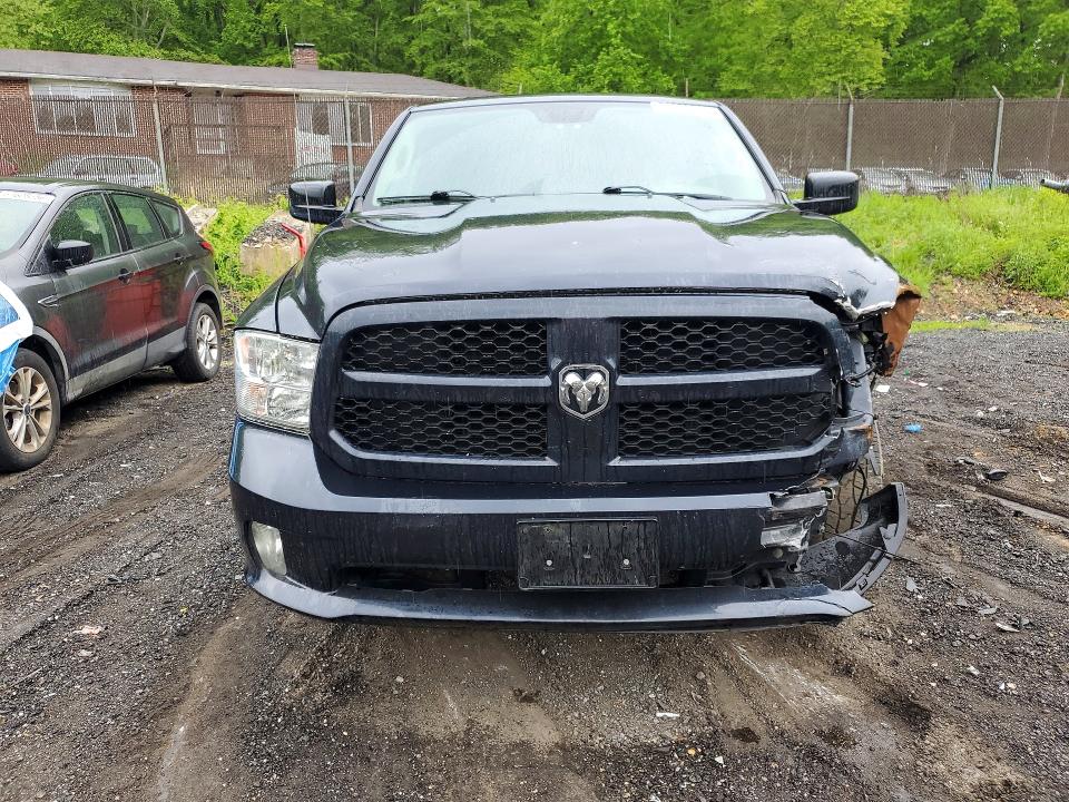 Photo 5 from auction – 2017 RAM 1500 with VIN 1C6RR7FG6HS868005