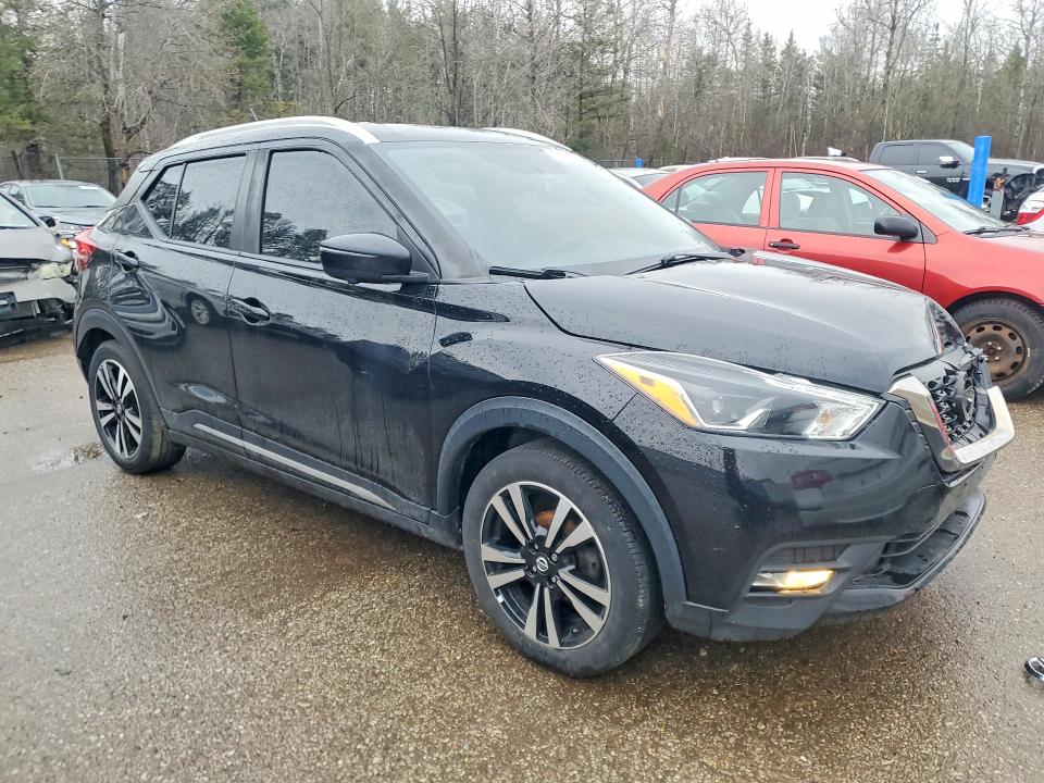 Photo 4 from auction – 2019 NISSAN KICKS with VIN 3N1CP5CU7KL556433