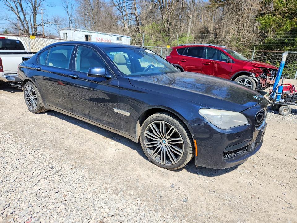 Photo 4 from auction – 2012 BMW 750 with VIN WBAKB8C57CC964331