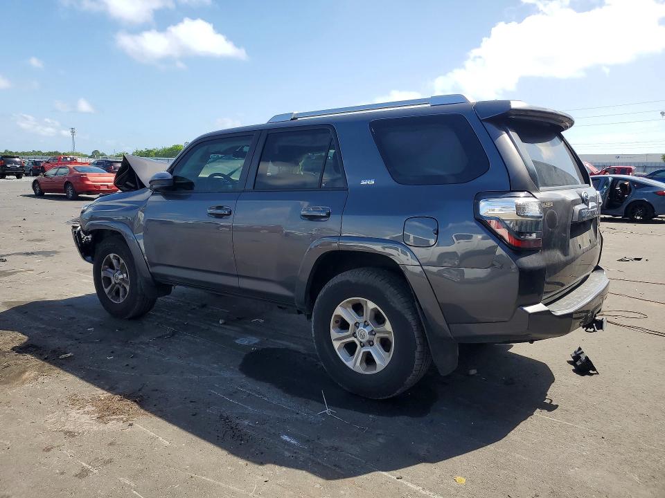 Photo 2 from auction – 2017 TOYOTA 4RUNNER with VIN JTEZU5JR5H5160505