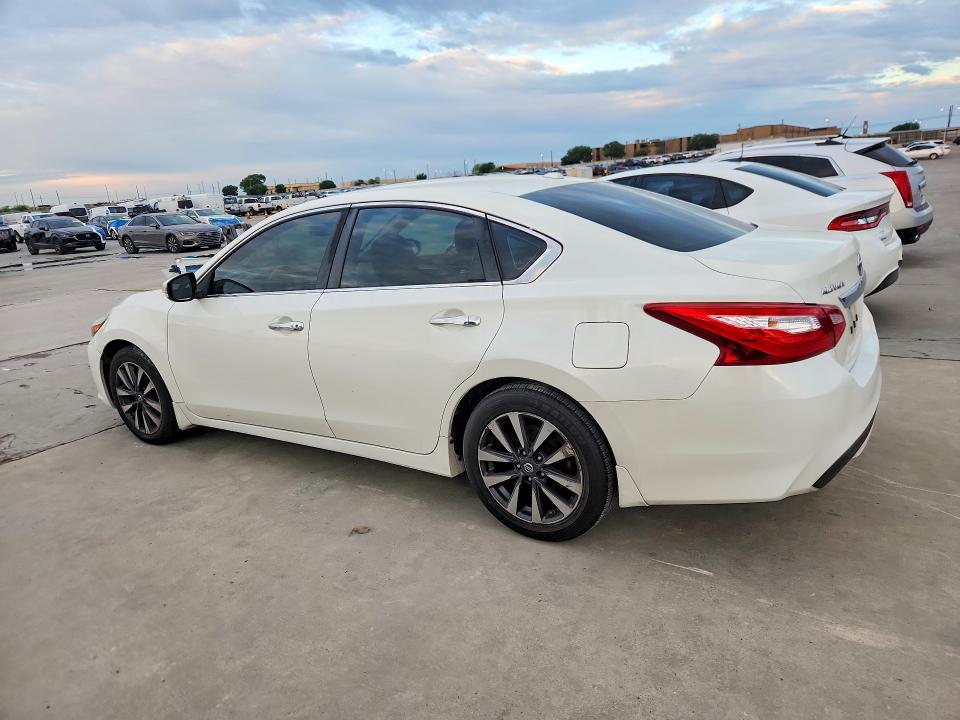 Photo 2 from auction – 2017 NISSAN ALTIMA with VIN 1N4AL3AP1HC201446