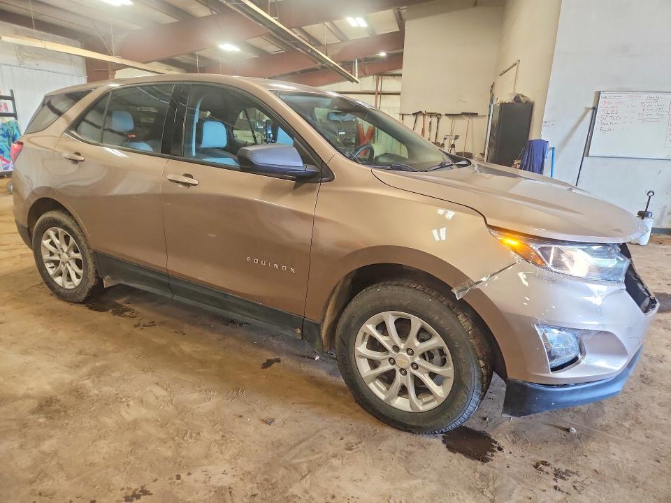 Photo 4 from auction – 2018 CHEVROLET EQUINOX with VIN 2GNAXREVXJ6186803