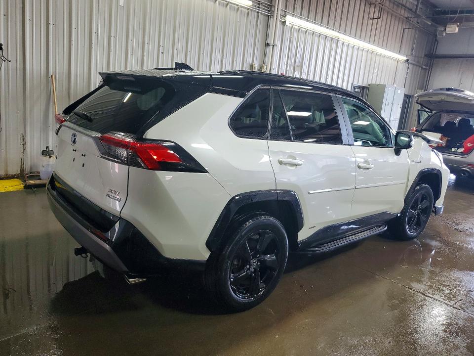 Zdjęcie 3 z aukcji – 2021 TOYOTA RAV4 z VIN 2T3E6RFV8MW002432