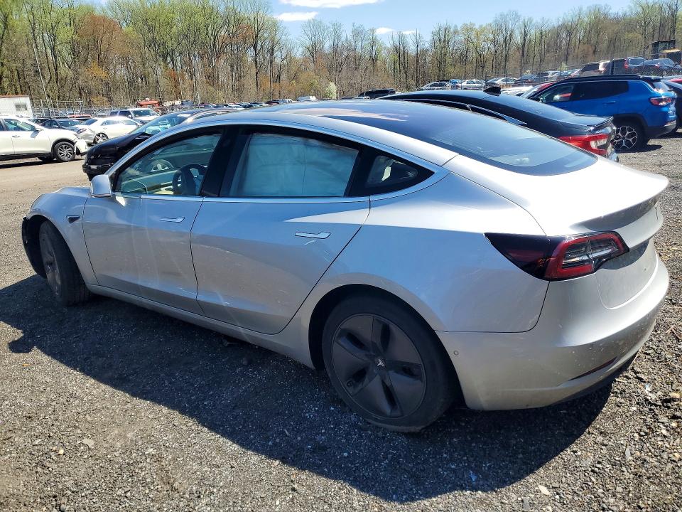 Photo 2 from auction – 2018 TESLA MODEL 3 with VIN 5YJ3E1EA5JF040423