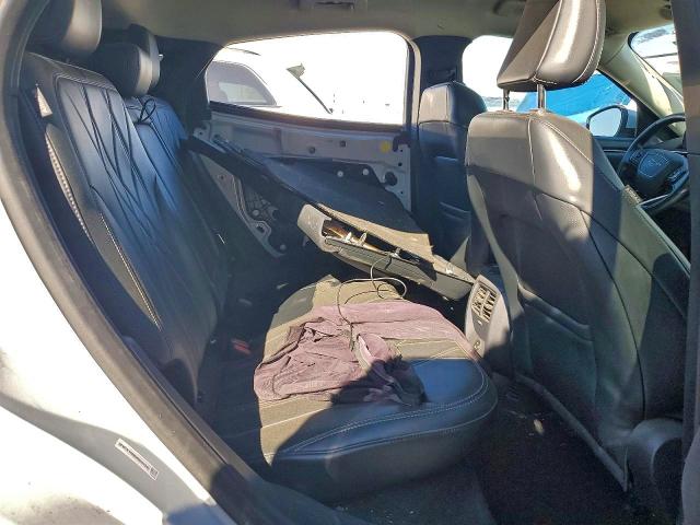 Photo 11 from auction – 2022 FORD MUSTANG MACH-E with VIN 3FMTK1RM8NMA44346