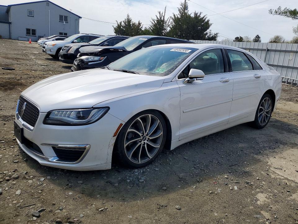 LINCOLN MKZ 2019 with VIN 3LN6L5LU1KR611277 - Photo from auction