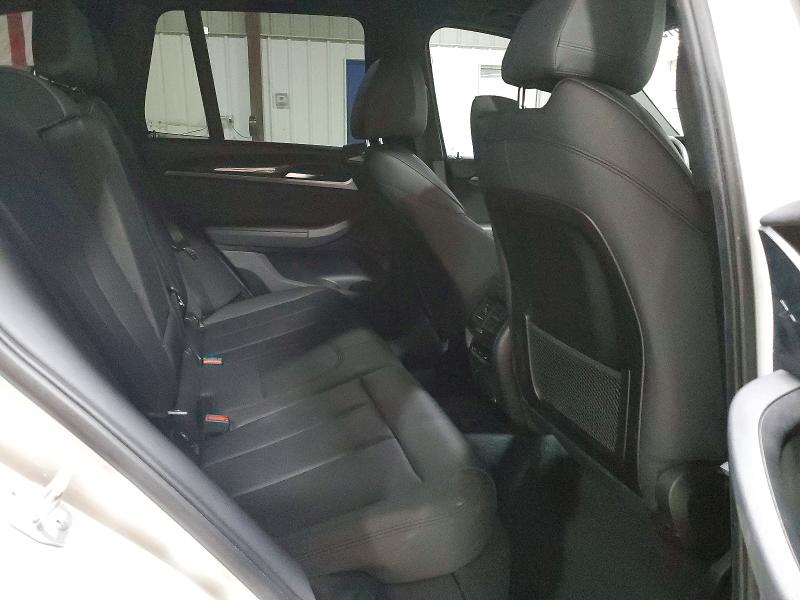 Photo 11 from auction – 2018 BMW X3 with VIN 5UXTR9C56JLD67811
