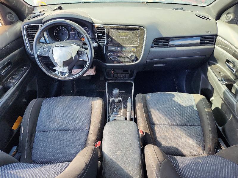 Photo 8 from auction – 2018 MITSUBISHI OUTLANDER with VIN JA4AD3A35JZ046966