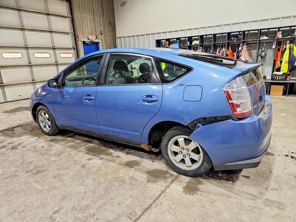 Photo 2 from auction – 2007 TOYOTA PRIUS with VIN JTDKB20U277594044