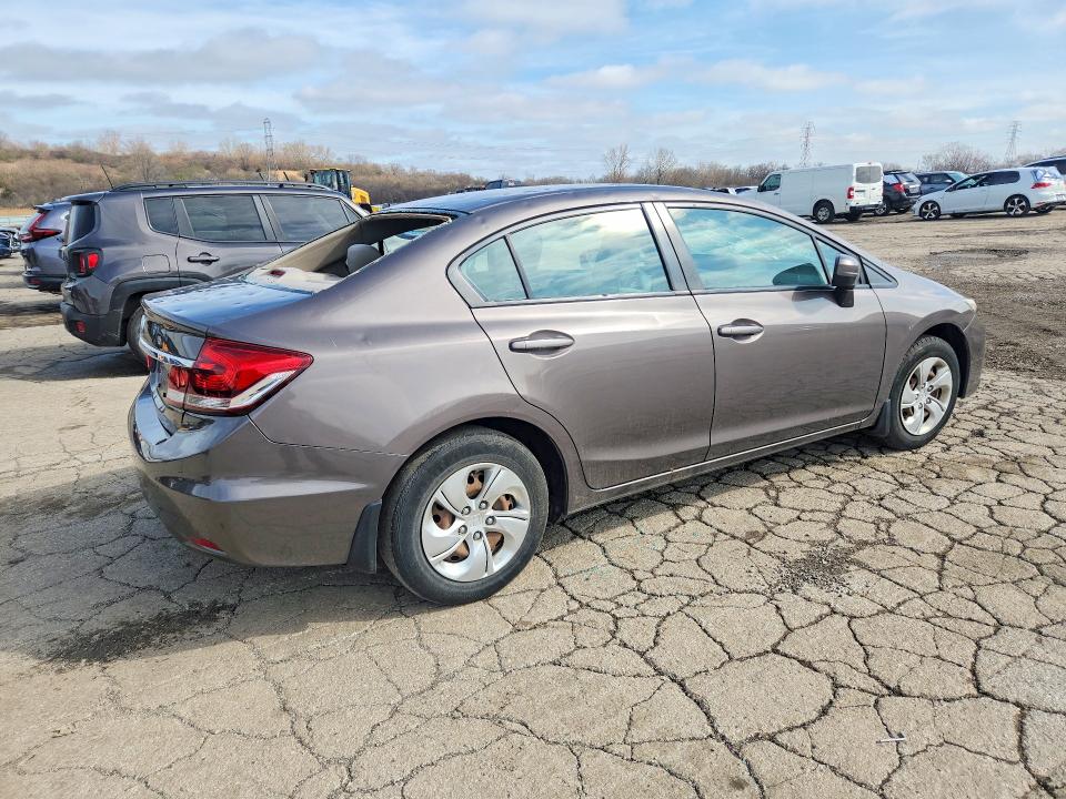 Foto 3 de la subasta – 2014 HONDA CIVIC con VIN 2HGFB2F58EH533690