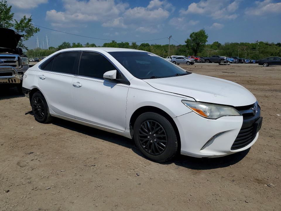 Фото 4 с аукциона – 2016 TOYOTA CAMRY с VIN 4T4BF1FK0GR524646