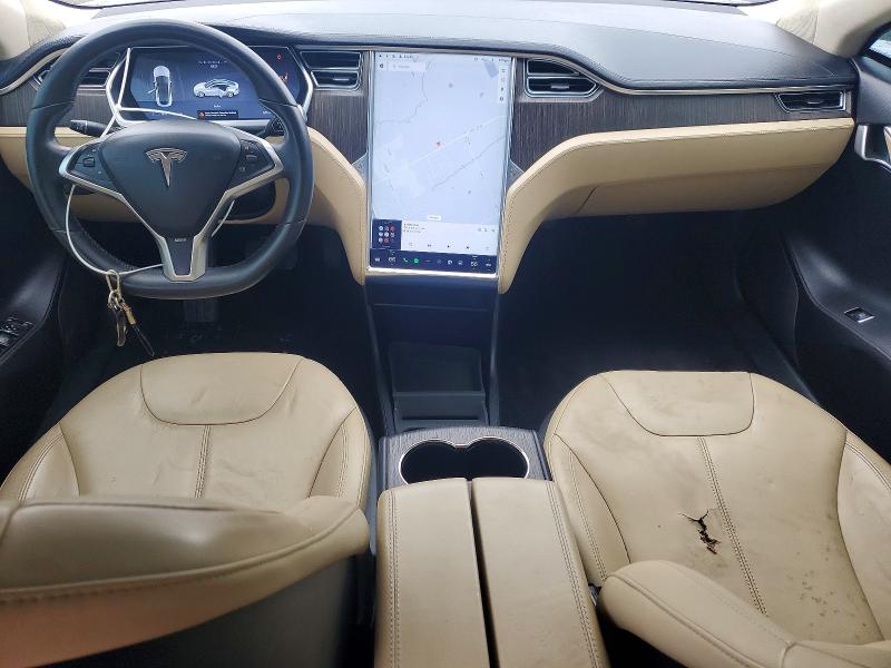 Photo 8 from auction – 2013 TESLA MODEL S with VIN 5YJSA1CN5DFP15737