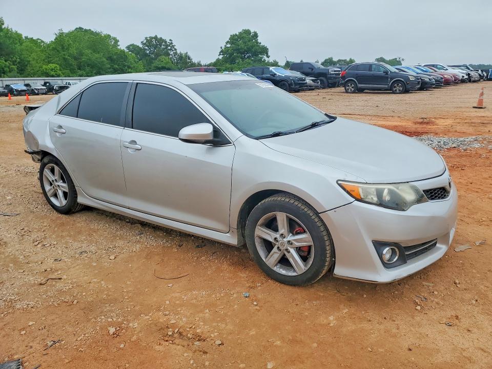 Photo 4 from auction – 2014 TOYOTA CAMRY with VIN 4T1BF1FK5EU322506