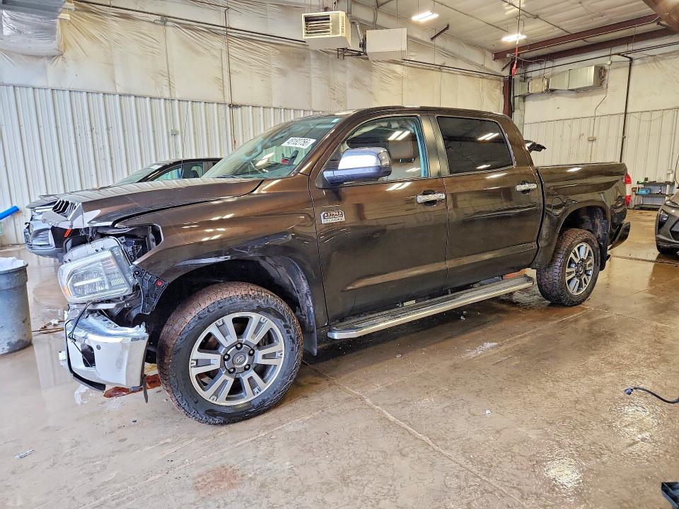 2019 TOYOTA TUNDRA - Търг №48182756