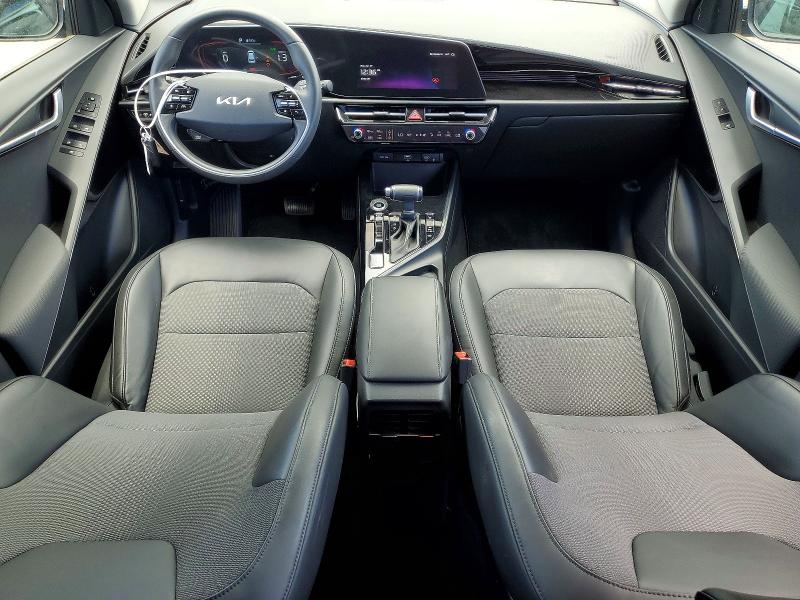 Photo 8 from auction – 2023 KIA NIRO with VIN KNDCR3LE8P5040643