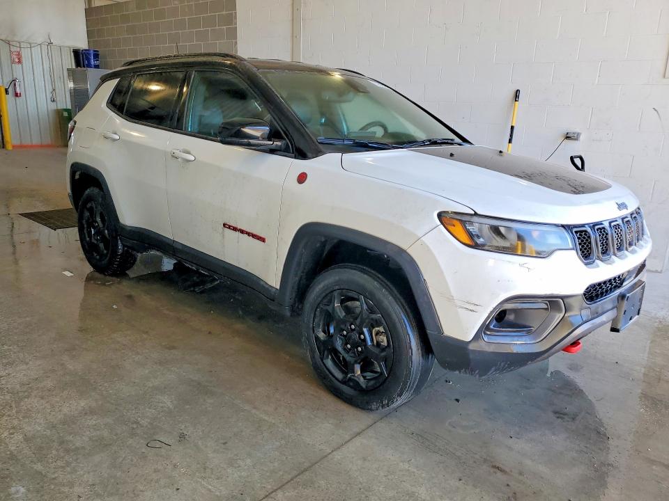 Photo 4 from auction – 2024 JEEP COMPASS with VIN 3C4NJDDN7RT589533