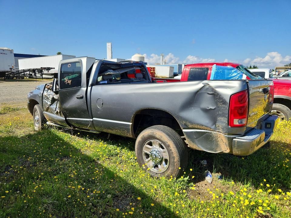 Photo 2 from auction – 2005 DODGE RAM 3500 with VIN 3D7LS38C55G706168