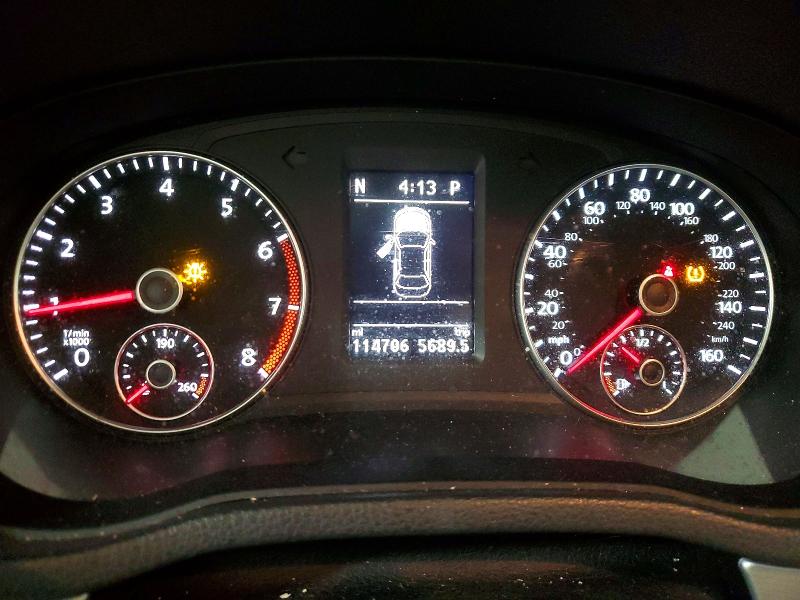 Photo 9 from auction – 2015 VOLKSWAGEN PASSAT with VIN 1VWBS7A32FC075422