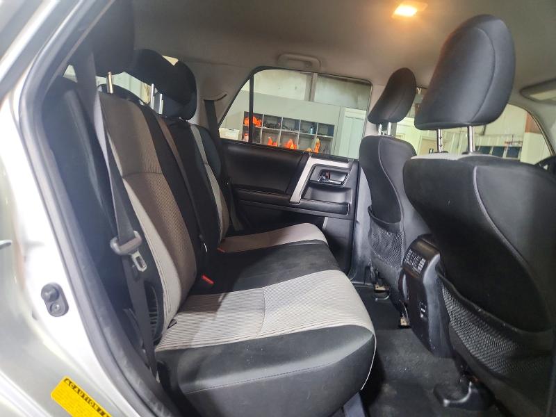 Zdjęcie 11 z aukcji – 2014 TOYOTA 4RUNNER z VIN JTEBU5JR3E5176070