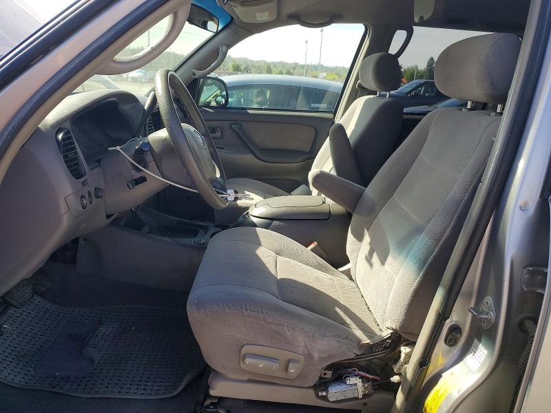Photo 7 from auction – 2004 TOYOTA SEQUOIA with VIN 5TDZT34A14S227400