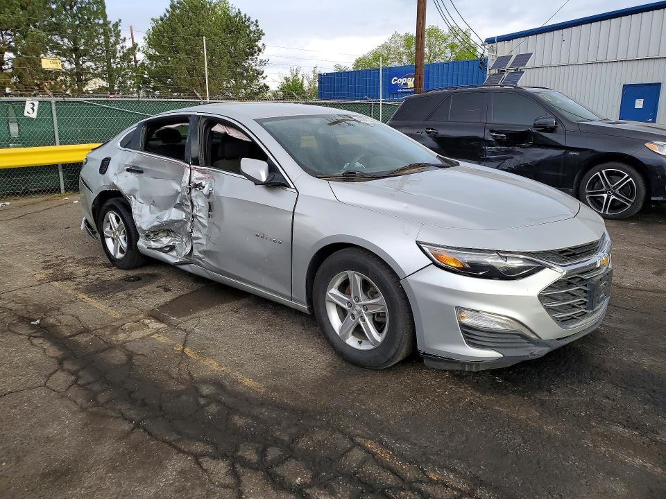 Photo 4 from auction – 2021 CHEVROLET MALIBU with VIN 1G1ZB5ST1MF086629