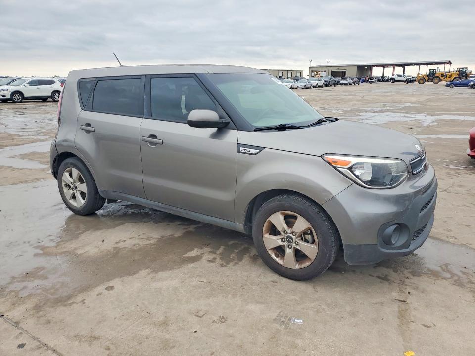 Photo 4 from auction – 2017 KIA SOUL with VIN KNDJN2A28H7455571