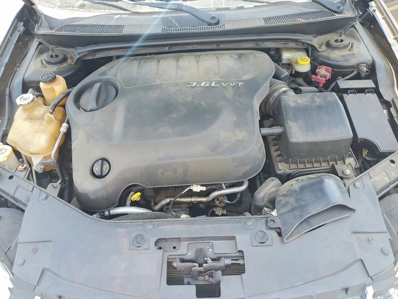 Photo 11 from auction – 2011 CHRYSLER 200 with VIN 1C3BC2FG9BN518313