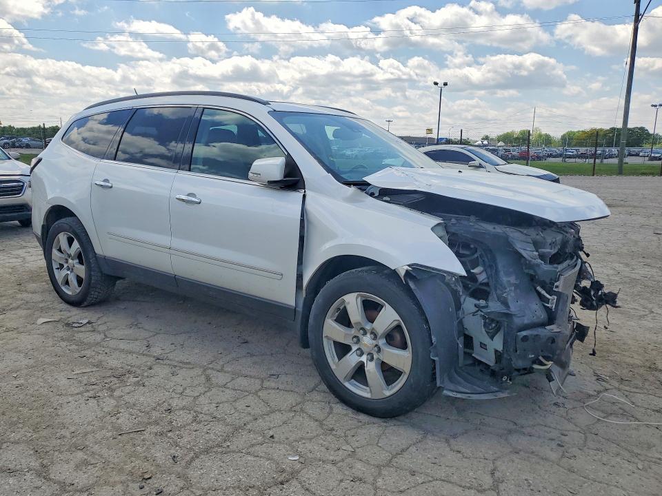 Photo 4 from auction – 2017 CHEVROLET TRAVERSE with VIN 1GNKVJKD2HJ262969
